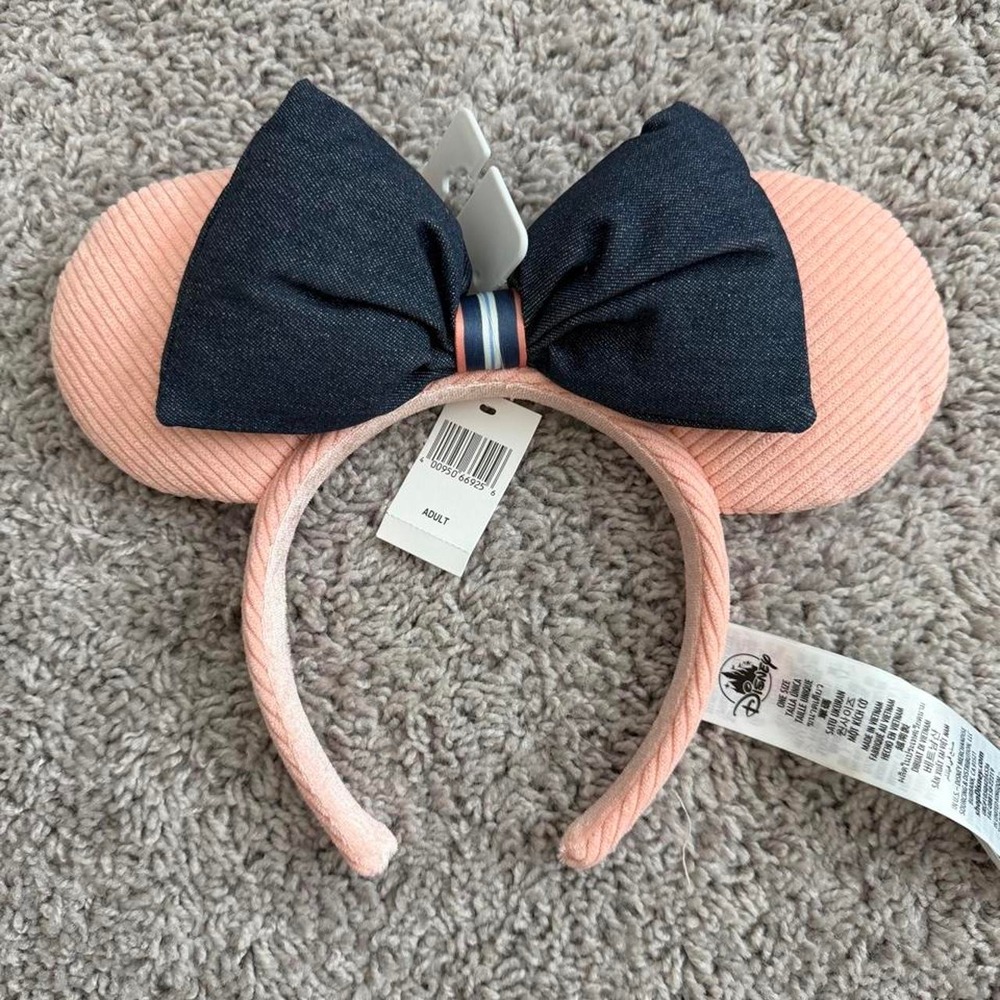 Disney Minnie Ears NWT